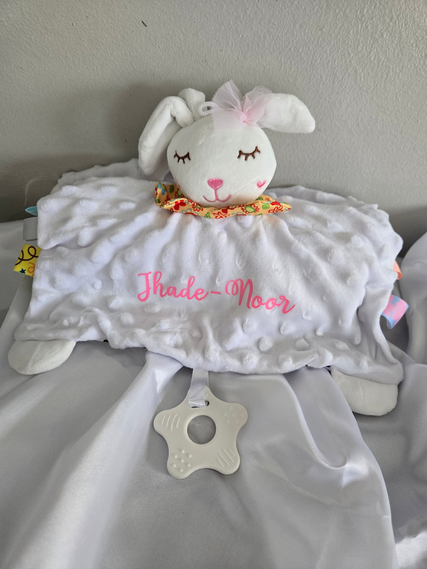 Doudou personnalisé - Le compagnon tout doux de votre enfant